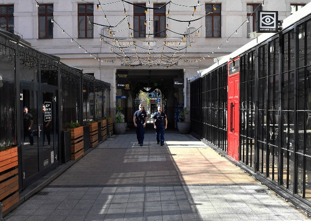 A VII. kerület továbbra is kéri a teraszok utáni bérleti díj egy részét