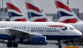 A British Airways eladja műgyűjteményének egy részét, hogy ne kelljen elküldenie dolgozóit