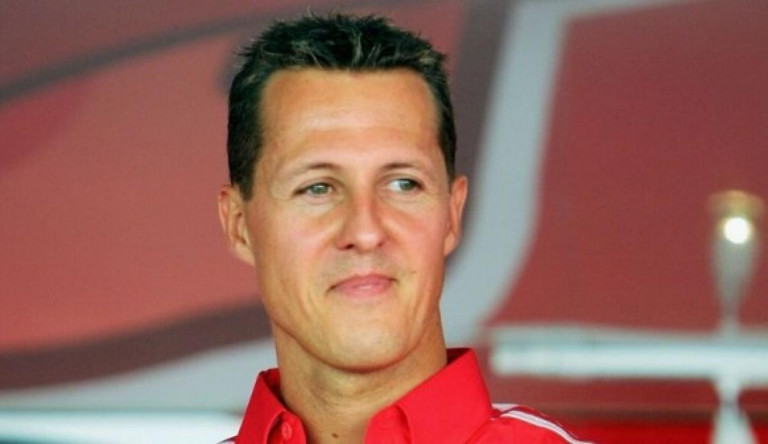 A koronavírus miatt halasztják el Michael Schumacher őssejtkezelését