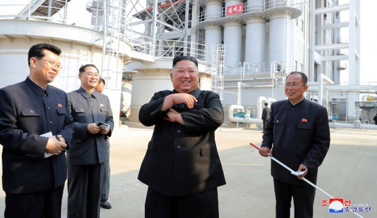 Észak-Korea felrobbantotta a keszongi Korea-közi összekötő irodát