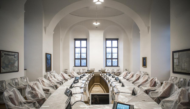 Orbán irodáját renoválta, most már milliárdos
