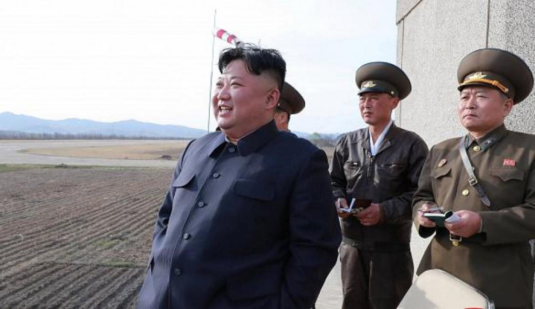 Kim Dzsong Un: Mégsem vonulnak be a fegyvermentes övezetbe