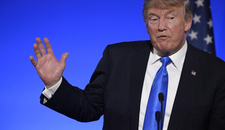 Irán elfogatóparancsot adott ki Donald Trump ellen
