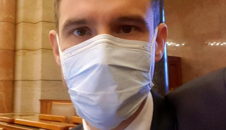 Egy képviselő nem szavazta meg a 13. havi nyugdíjat, megmagyarázta, hogy miért