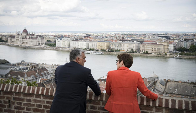 A Karmelitában járt Merkel utódja