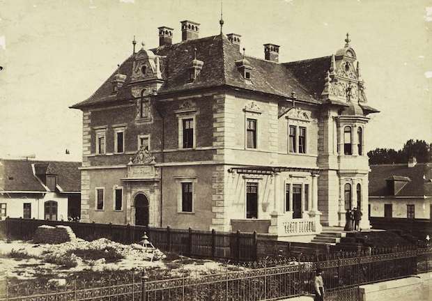 Andrássy út 126. Weninger-villa. A felvétel 1876 körül készült.