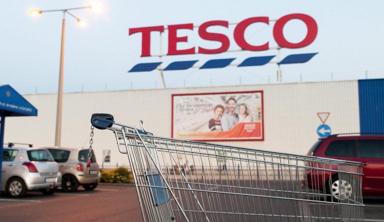 700 alkalmazottat érint a Tesco átszervezése Magyarországon