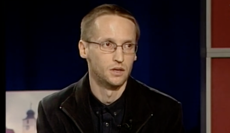 Szépírók Társasága: „Egy független civil szervezet belső fórumán zajló párbeszéd csak a résztvevőkre tartozik”
