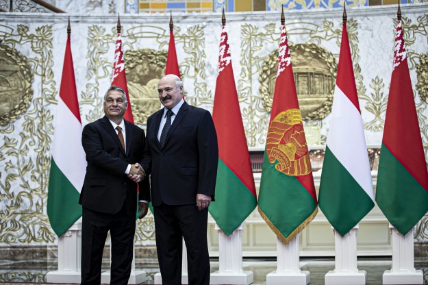Orbán és Lukasenka találkozója Minszkben 2020. június 5-én