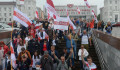 Ismét tízezrek tüntetnek Minszkben