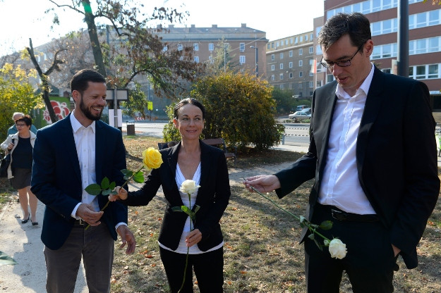 Nevet vált a Párbeszéd