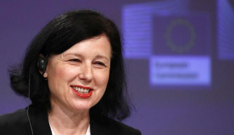 Jourová visszaszólt Orbánnak: a kormánytól is kaptak információkat a jogállamisági jelentéshez