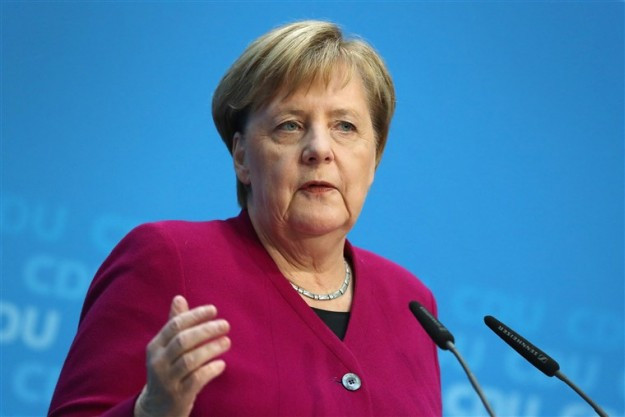 Angela Merkel otthonmaradásra szólította fel a lakosságot