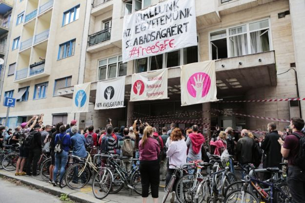 Tényleg megduplázta a kormány az SZFE költségvetését