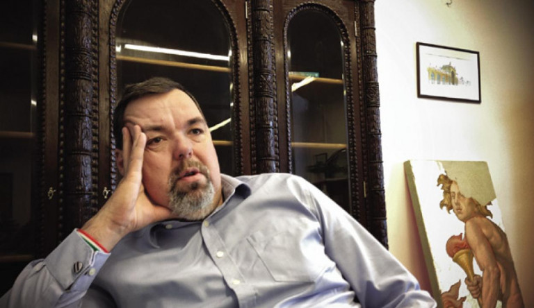 L. Simon László feleségének két cége 135 millió forint EU-s támogatást kapott