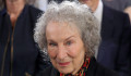 Margaret Atwood a Narancsnak: Az Egyesült Államokban be-betiltják a Szolgálólányt 
