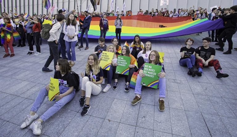 Így szít gyűlöletet a lengyel LMBTQ-közösség ellen a saját kormánya