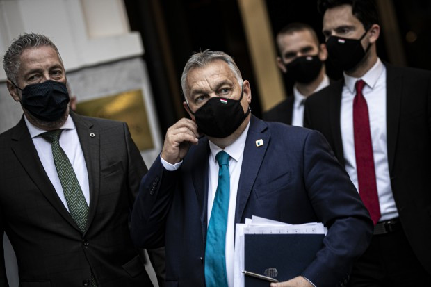 Fideszes politikusok is elégedetlenek az enyhe járványügyi intézkedésekkel