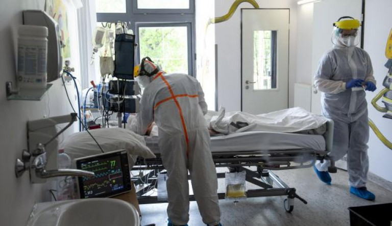 Koronavírus: ismét 100 fölé emelkedett az elmúlt 24 órában elhunytak száma
