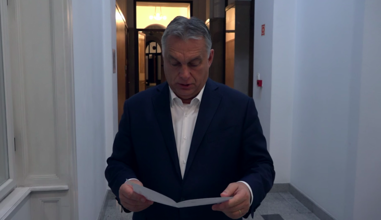 Orbán: még háromszor annyi intenzív ágy van tartalékban koronavírus-fertőzötteknek, mint amennyit jelenleg használnak