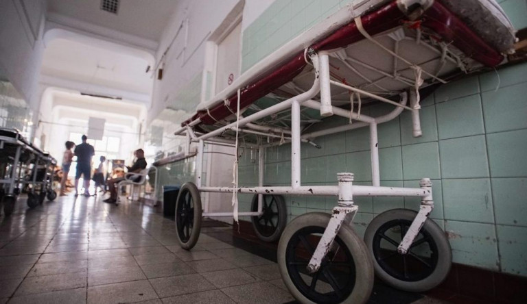 A rezidensek fele nem írná alá az új jogviszony szerinti szerződést