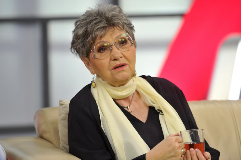 Meghalt Pécsi Ildikó