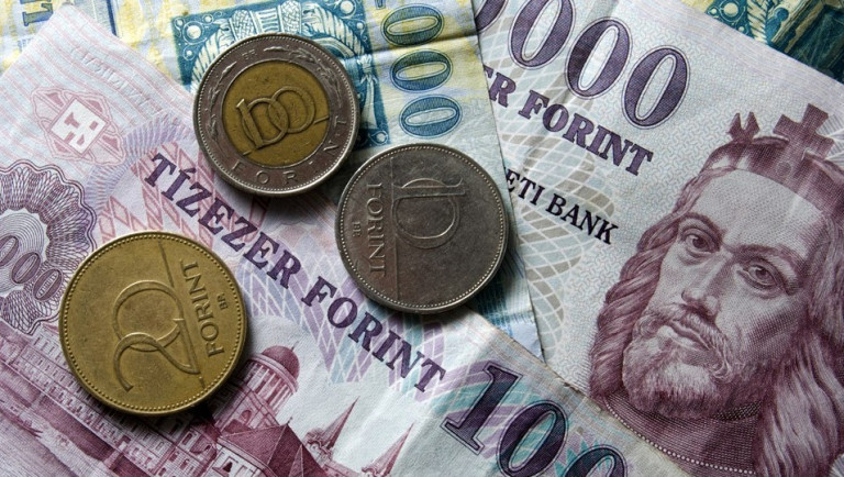 Nem kaphat segélyt a munka nélkül maradt szegedi iskolai büfés