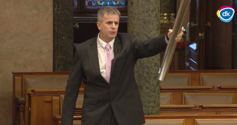 Varga Zoltán: Közpénz, kurvák, kokain – ez a maguk valósága