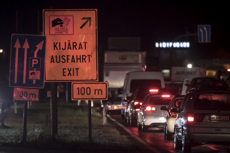 Péntektől csak előzetes regisztrációval lehet beutazni Ausztriába