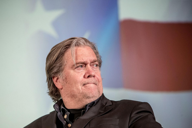 Trump megkegyelmezett Steve Bannonnak