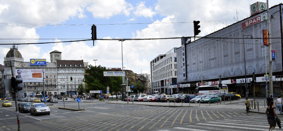 Másfél évig tarthat a Blaha Lujza tér felújítása, még idén elkezdik