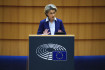 A kormány a politikai nyomásgyakorlás újabb eszközének tekinti az Európai Bizottság jelentését
