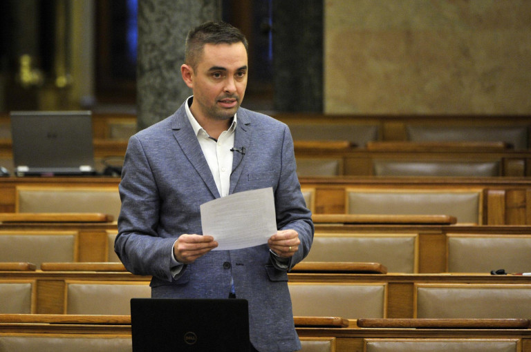 „Kösse meg a kutyáit” – A nemzetbiztonsági bizottság elnöke Kubatovot vádolja azzal, hogy zsoldosokat küldött a Dunaferr elfoglalására