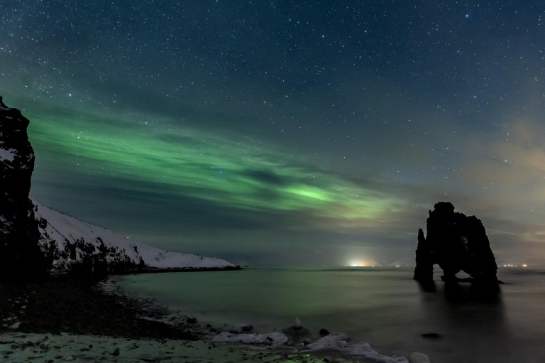 Nyög, reng a föld Izland alatt