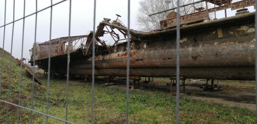 Szívszorító látvány a partra emelt Szőke Tisza