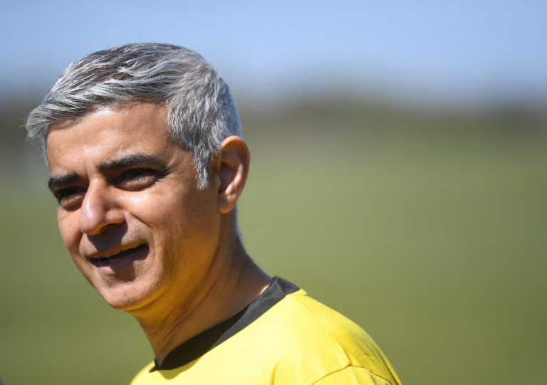 Ismét Sadiq Khant választották London polgármesterévé