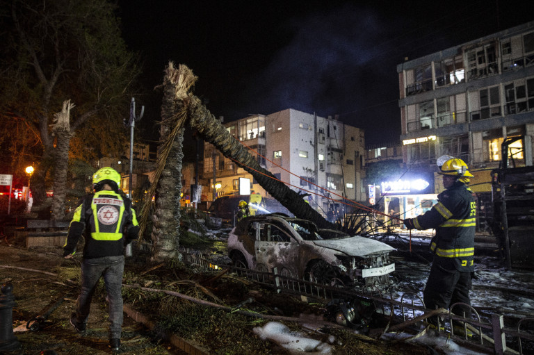 220 magyart próbálnak hazajuttatni Izraelből