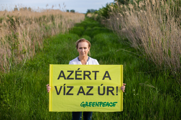 Udvaros Dorottya és Für Anikó is a tavak védelme mellett állt ki