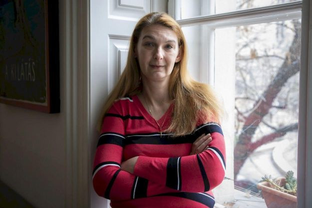 Baranyi Krisztina elindítja a konzultációt a Fudanról