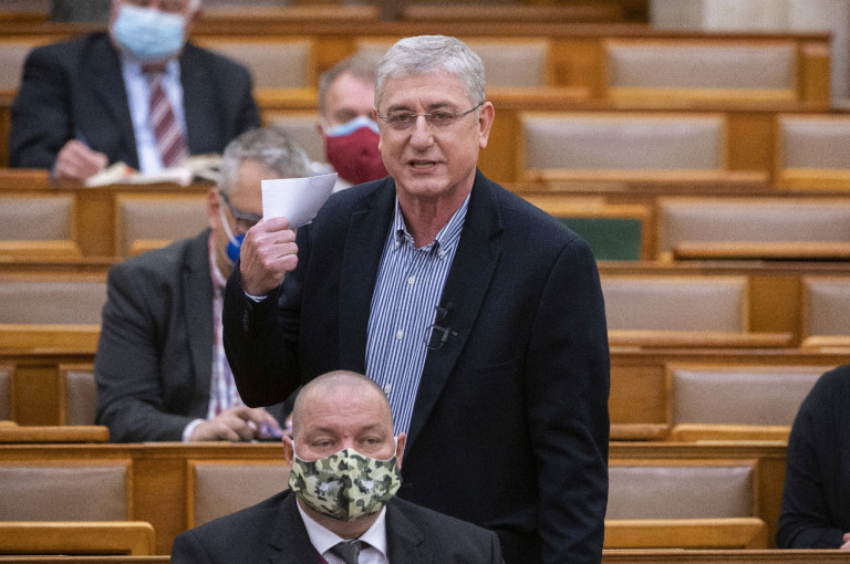 Orbán Facebook-oldalán kommentelt Gyurcsány Ferenc