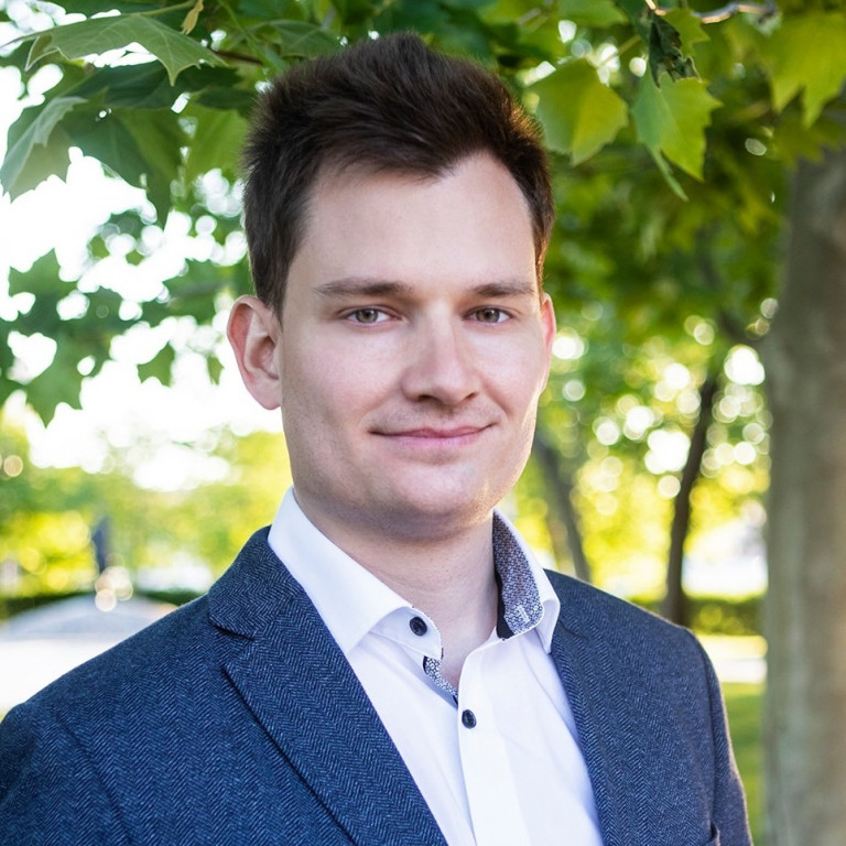 70 milliárdot kér számon Orbánon az LMP