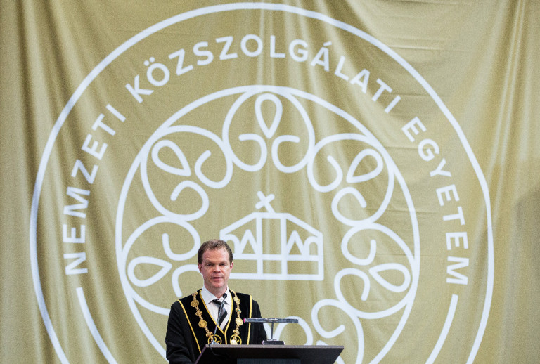 Nemzeti Közszolgálati Egyetem: rágalom, amit Hadházy ír