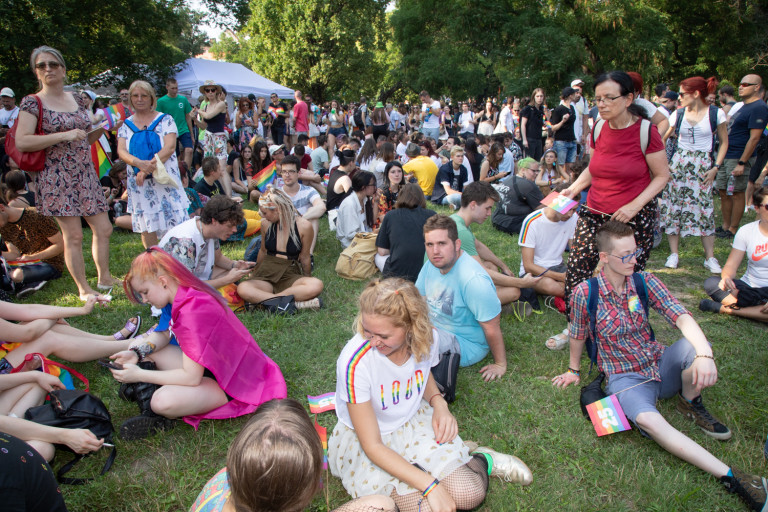 Karácsony: „Jó estét, Pride, jó estét, szerelem!”