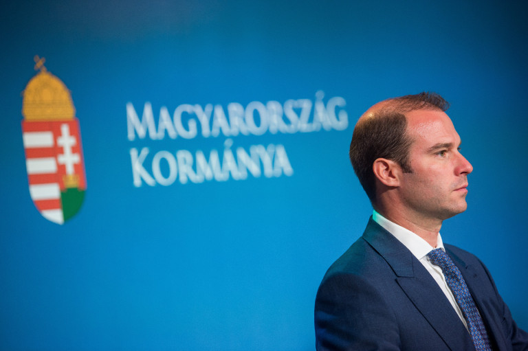 Egy bekezdésben intézi el a kormány a legutóbbi nemzeti konzultáció eredményét