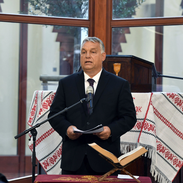 Orbán szerint a magyarok csak keresztényként és templomépítőként maradhatnak meg