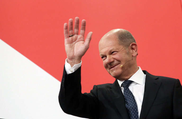 Olaf Scholz: „Kizárólag Oroszország felelős a háborúért”