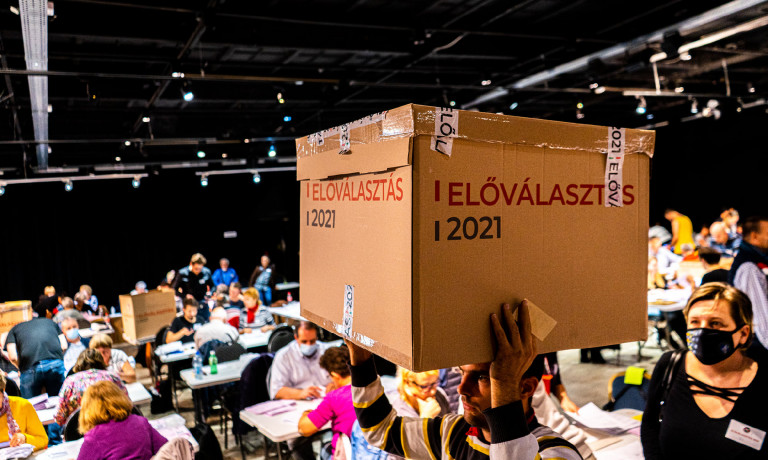 Ma éjszakára ígérik az előválasztás végeredményét a szervezők