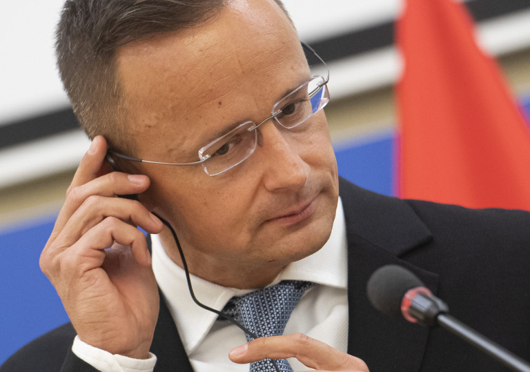 Kompromisszumot kötne a kormány a globális minimumadóról