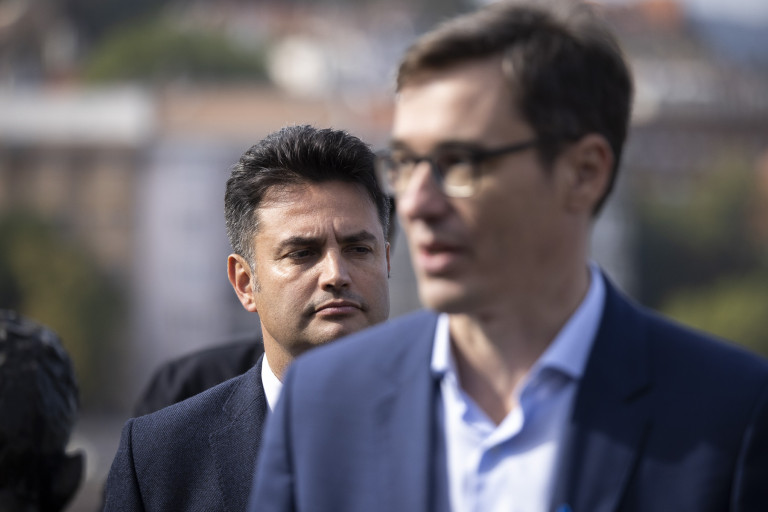 A Párbeszéd félig beállt Márki-Zay mögé