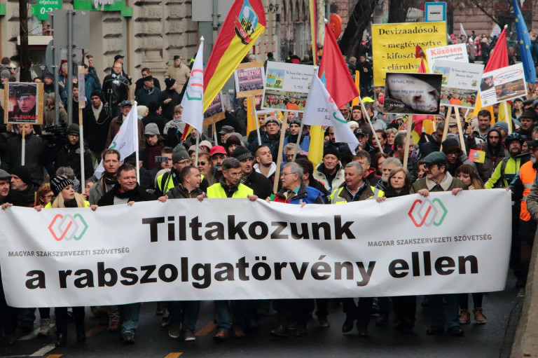 Lehetővé tenné a kormány, hogy az állam ne utalja el a szakszervezeteknek a tagdíjakat